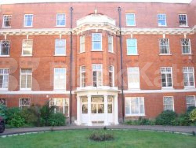 			New Instruciton, 3 Bedroom, 1 bath, 1 reception Flat			 Elgin Avenue, MAIDA VALE W9